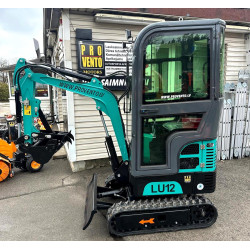 Ekskavators ar izdevīgo benzīna (ne dīzeļa) motoru patiess svars 1,2t 