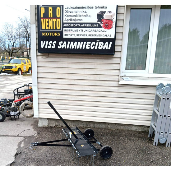 Aerators zālienam sūnu noņemšana ķemme piekabināms dažādai tehnikai