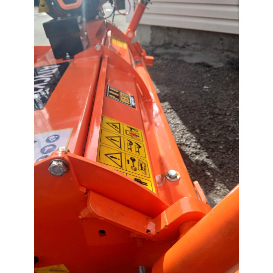 Pļaujmašīna ATV mulčētājs zāles pļāvējs jaunums atverama aizmugure piekabināms riteņi sānos vai aizmugurē ATV120 18Zs motors