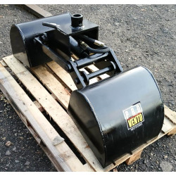 Greifera kauss saderīgs ar PROVENTO tirgotajiem teleskopiskajiem krāniem ko lieto meža piekabēm