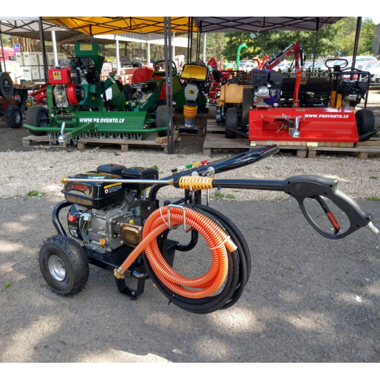 Augstspiediena mazgātājs 2700, ar benzīna motoru 6,5 Zs, max spiediens 186Bar, ūdens 756 l/h