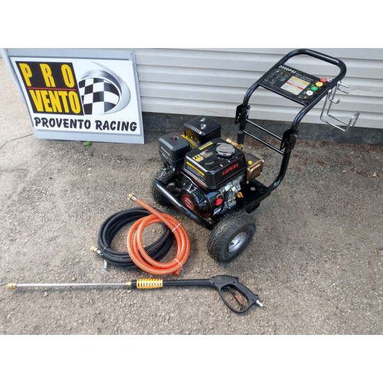 Augstspiediena mazgātājs 2700, ar benzīna motoru 6,5 Zs, max spiediens 186Bar, ūdens 756 l/h