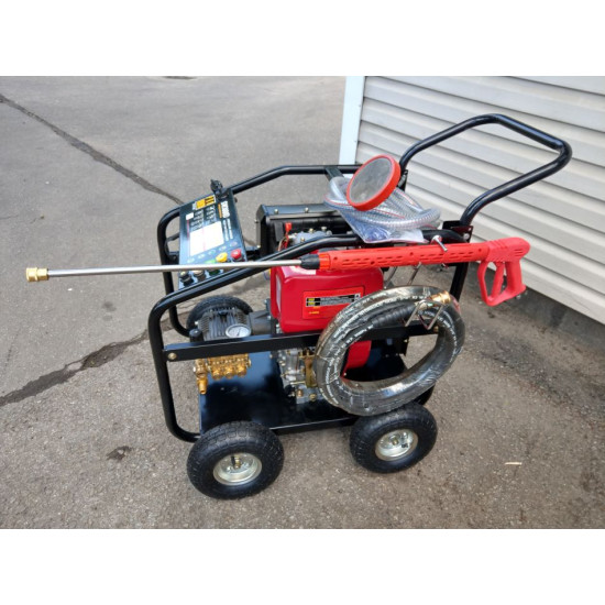 Augstspiediena mazgātājs SW3600DE, ar dīzeļa motoru 10Zs, elektrostarts, max spiediens 248Bar, ūdens 1092 l/h