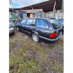 BMW 525 Combi 1999.g.