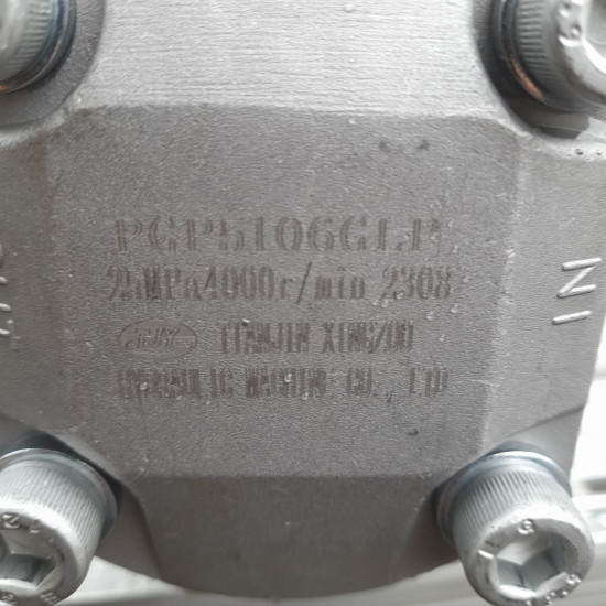 Hidrauliskais sūknis ar pāreju piedziņas korpusus komplektā pievienošanai mūsu tirgotajiem SLONG GX tipa iekšdedzes motoram