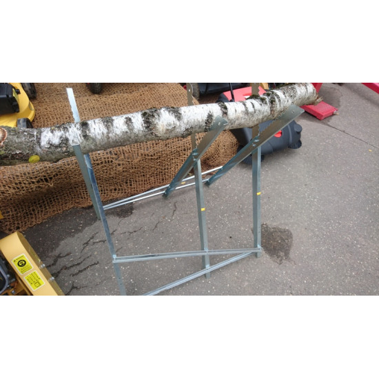 Statīvs malkas zāģēšanai, saliekams.