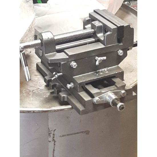 Skruvspīles mašīnskrūvspīles 2 asis šķersskrūvspīles 100mm laba kvalitāte masīvi smagas  zinātāji sapratīs