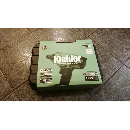 Trieciena uzgriežņu atslēga KIELDER 18V 1/2 700 Nm ! 2x 4Ah Li-Ion akumulatori, Populāra autosportā.