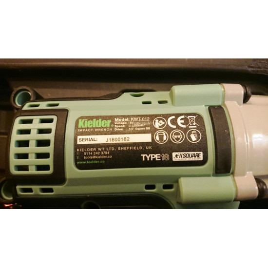 Trieciena uzgriežņu atslēga KIELDER 18V 1/2 700 Nm ! 2x 4Ah Li-Ion akumulatori, Populāra autosportā.