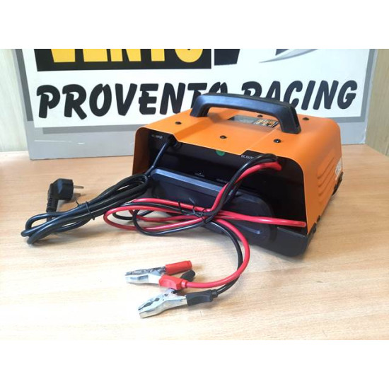 Akumulatoru lādētājs, lādējamā ierīce ar starta palīga - palaišanas funkciju  CHF 4803