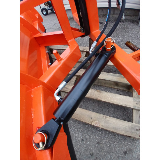 Sniega lāpsta 2,5m traktoram priekšā vai aizmugurē universāla hidrauliska Euro sakabe