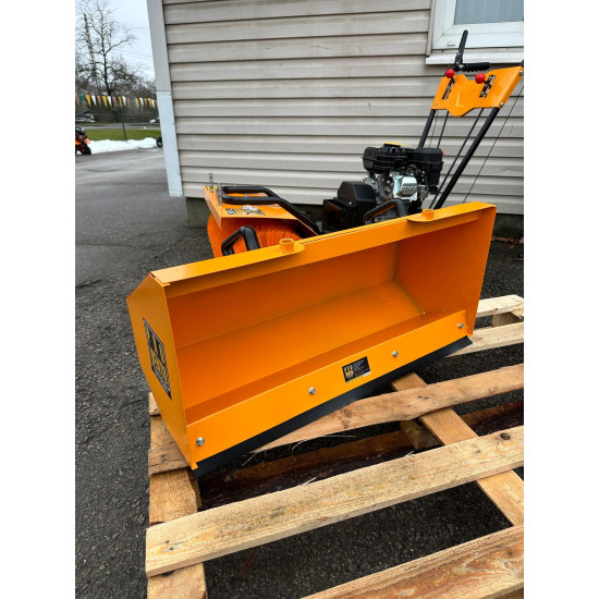 Sniega un slaucīšanas birstes kolektors savācējs papildus uzkabināms mūsu tirgotajām multifunkcionālajām birstēm un pūtējiem