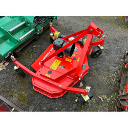 Pļaujmašīna mauriņa pļaujmašīna FM180 Finish mower 1,8m skaista gluda mauriņa uzturēšanai traktoram 3 punktu uzkarei cena ar PVN kardāns ir komplektā 