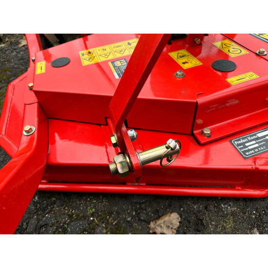 Pļaujmašīna mauriņa pļaujmašīna FM180 Finish mower 1,8m skaista gluda mauriņa uzturēšanai traktoram 3 punktu uzkarei cena ar PVN kardāns ir komplektā