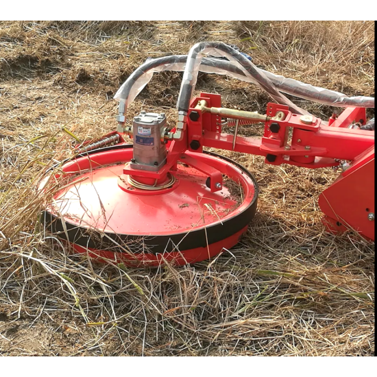 Pļaujmašīna kokiem stabiņiem barjerām kustīgais Satelītdisks smalcinātājiem