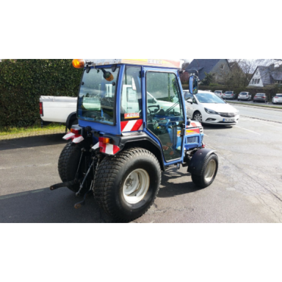 Traktors ISEKI TH 4260 AHL Japāna 27 Zs 2010 gads, No Vācijas var reģistrēt
