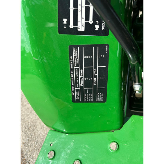 Traktors John Deere 36 Zs 3036 4x4