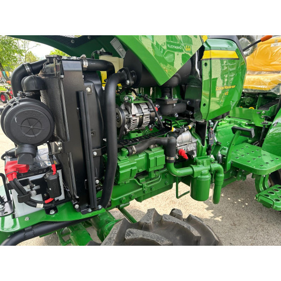 Traktors John Deere 36 Zs 3036 4x4