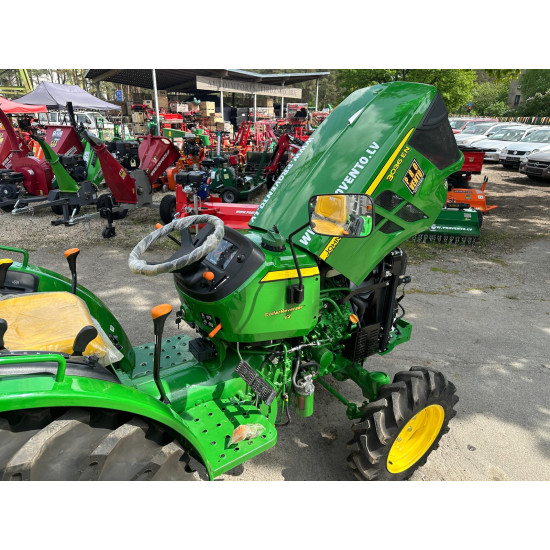 Traktors John Deere 36 Zs 3036 4x4