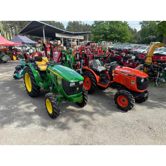 Traktors John Deere 36 Zs 3036 4x4