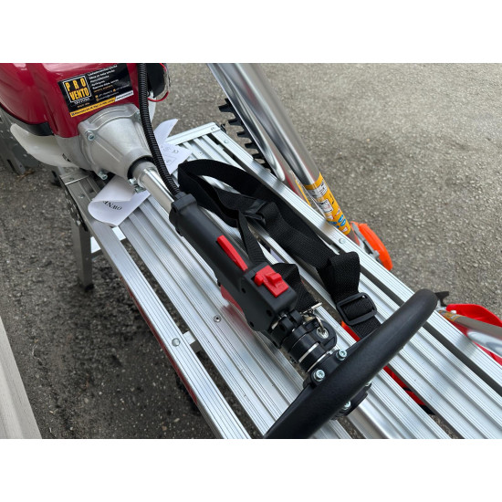 Trimmeris multifunkcionāls 4taktu motors GX35 nav jāsajauc benzīns ar eļļu ar dažādiem maināmiem galiem visiem darbiem benzīns 4in1