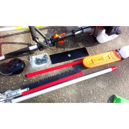 Trimmeris multifunkcionāls ar dažādiem maināmiem galiem  visiem darbiem benzīns 2taktu 52ccm, 2,6 Zs  4in1