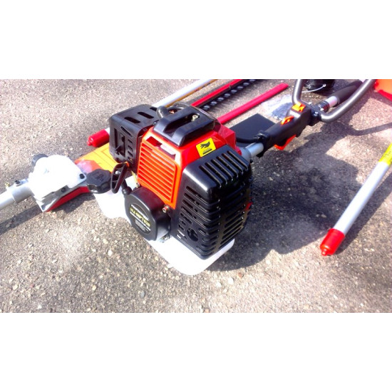 Trimmeris multifunkcionāls ar dažādiem maināmiem galiem  visiem darbiem benzīns 2taktu 52ccm, 2,6 Zs  4in1