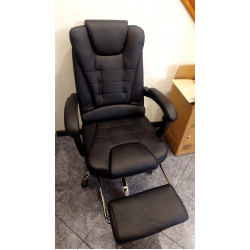 Biroja krēsls ar kāju balstu - melns Malatec