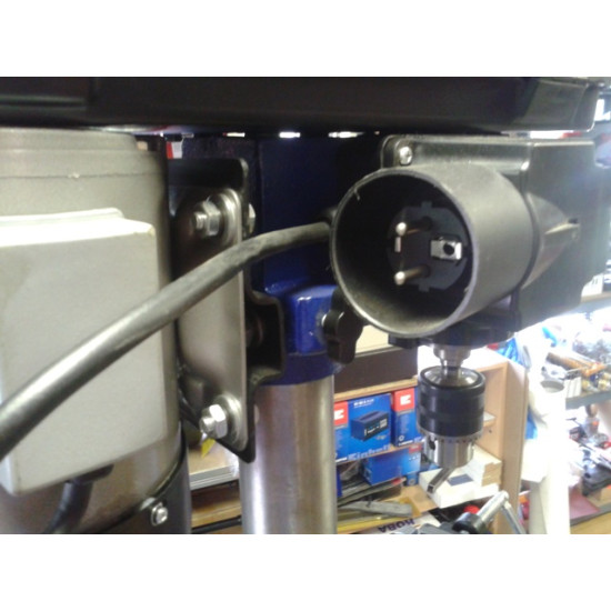 Urbjmašīna stacionāra Einhell BT - BD 701