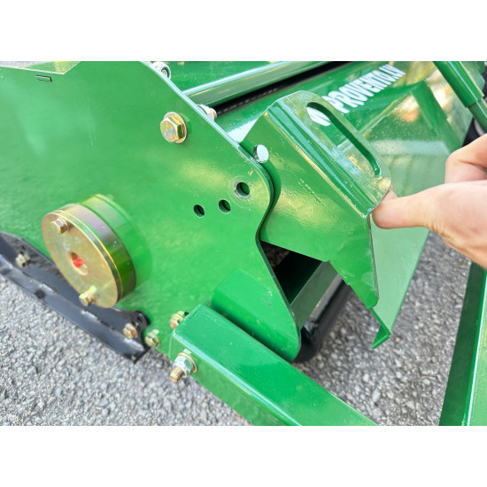 Pļaujmašīna ATV mulčētājs zāles pļāvējs smagiem darba apstākļiem lielie smagie 400g asmeņi elektrostarts piekabināms kvadraciklam ATV 120 ar benzīna 16 Zs Loncin motoru Flail mower